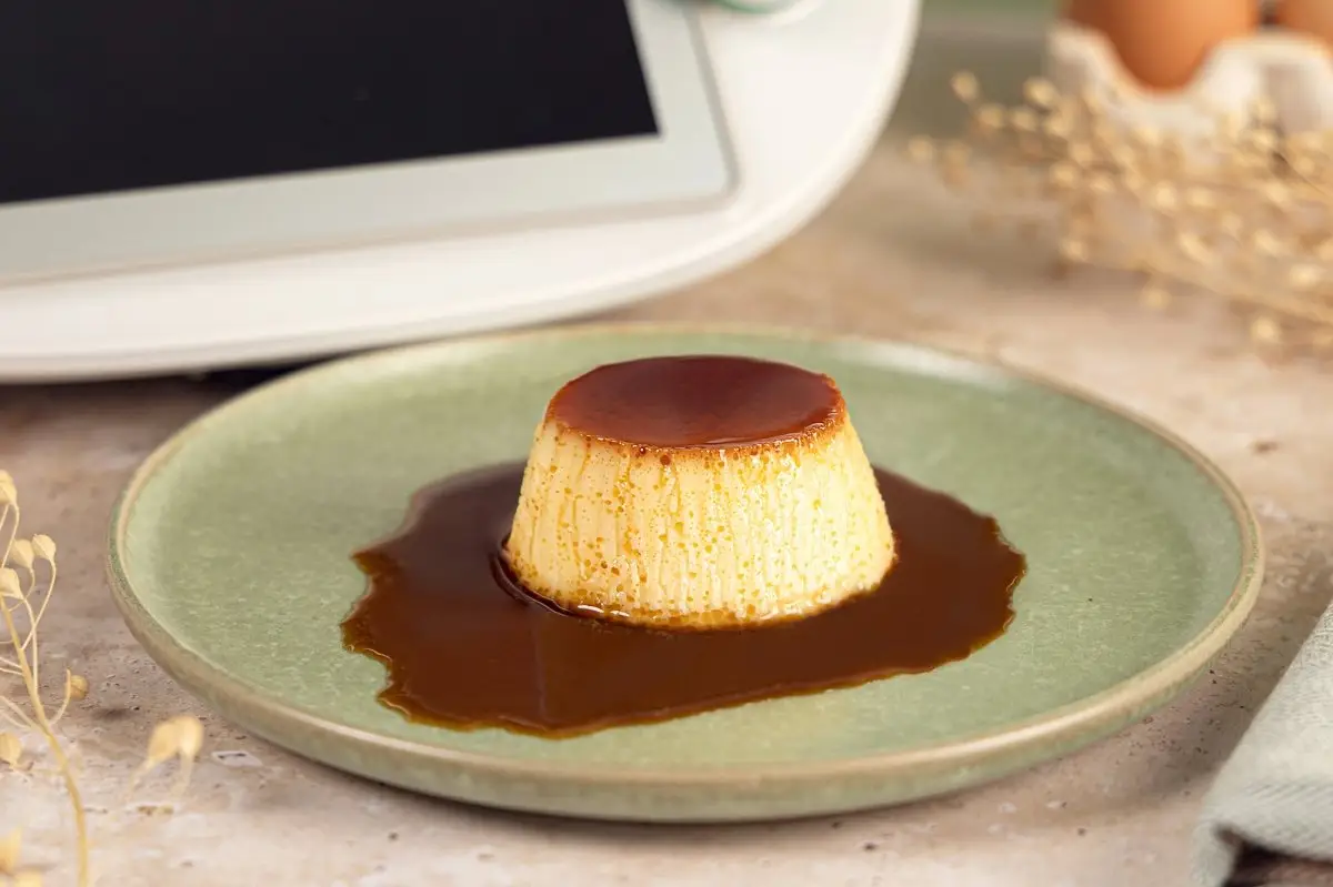 Flan de huevo casero: receta clásica paso a paso